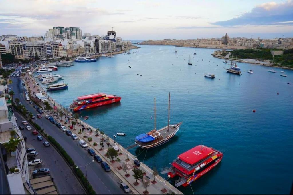 Penthouse -Centre Of Sliema - Best View In Malta Eksteriør billede